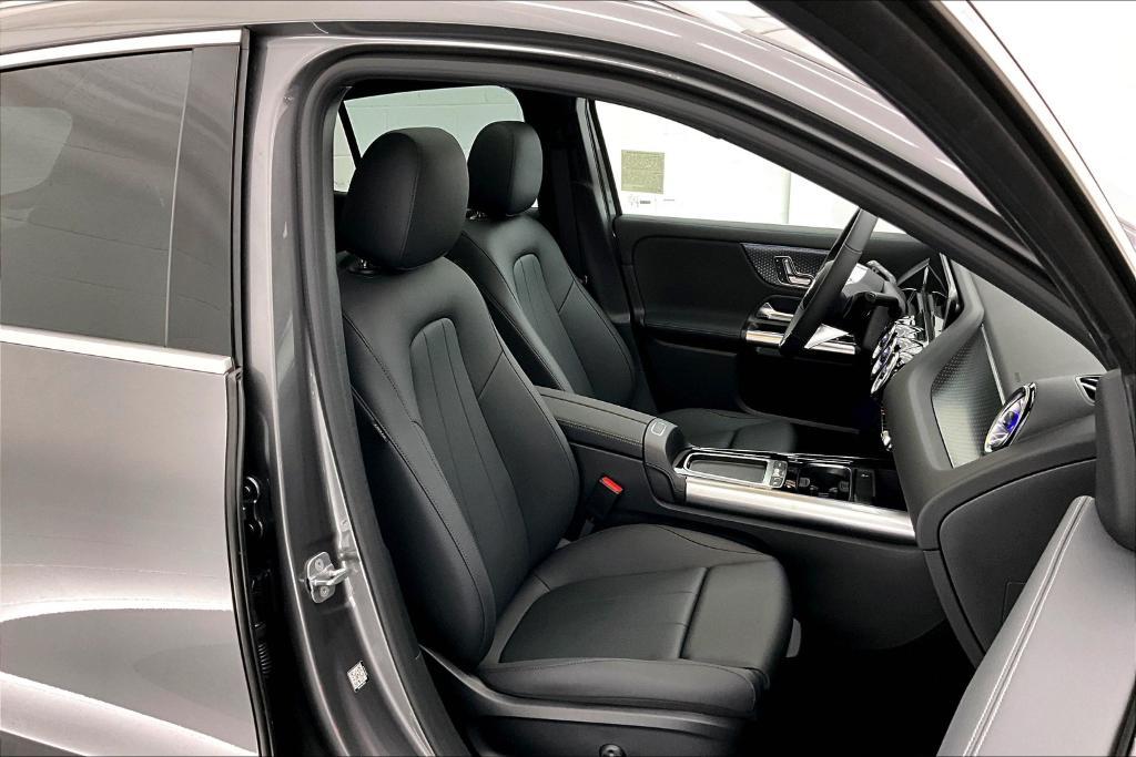 new 2026 Mercedes-Benz GLA 250 car, priced at $46,995