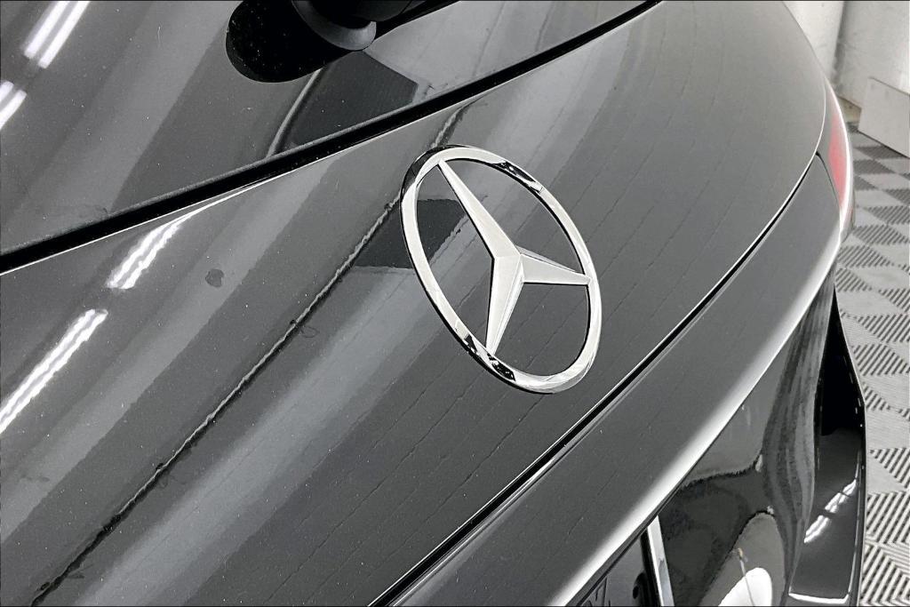 new 2025 Mercedes-Benz GLC 300 car, priced at $56,625
