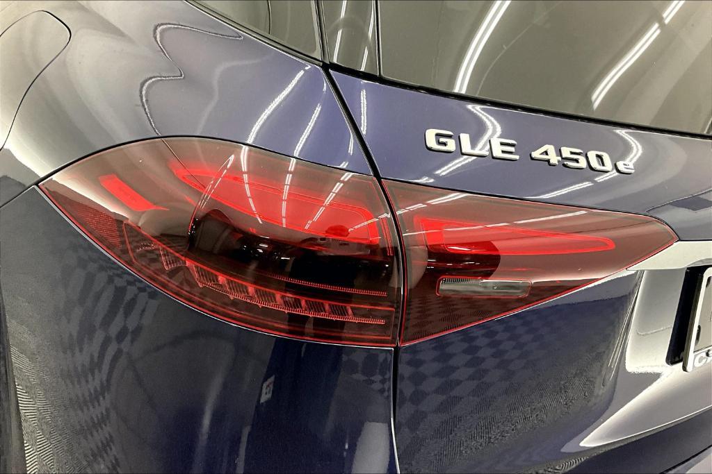 new 2025 Mercedes-Benz GLE 450e car, priced at $90,175