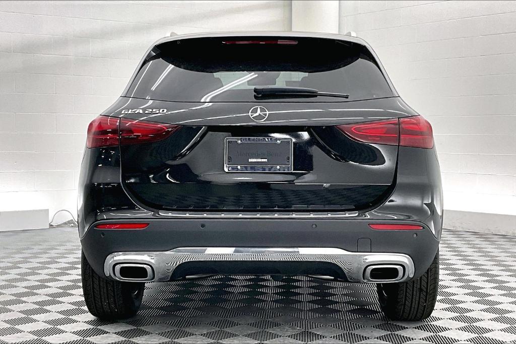 new 2025 Mercedes-Benz GLA 250 car, priced at $45,845