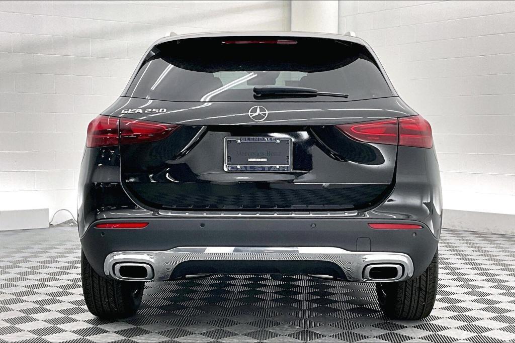 new 2025 Mercedes-Benz GLA 250 car, priced at $45,845