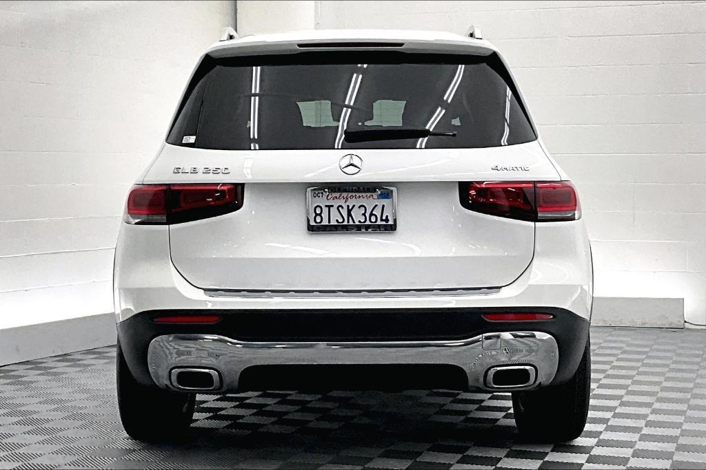 used 2020 Mercedes-Benz GLB 250 car, priced at $21,888