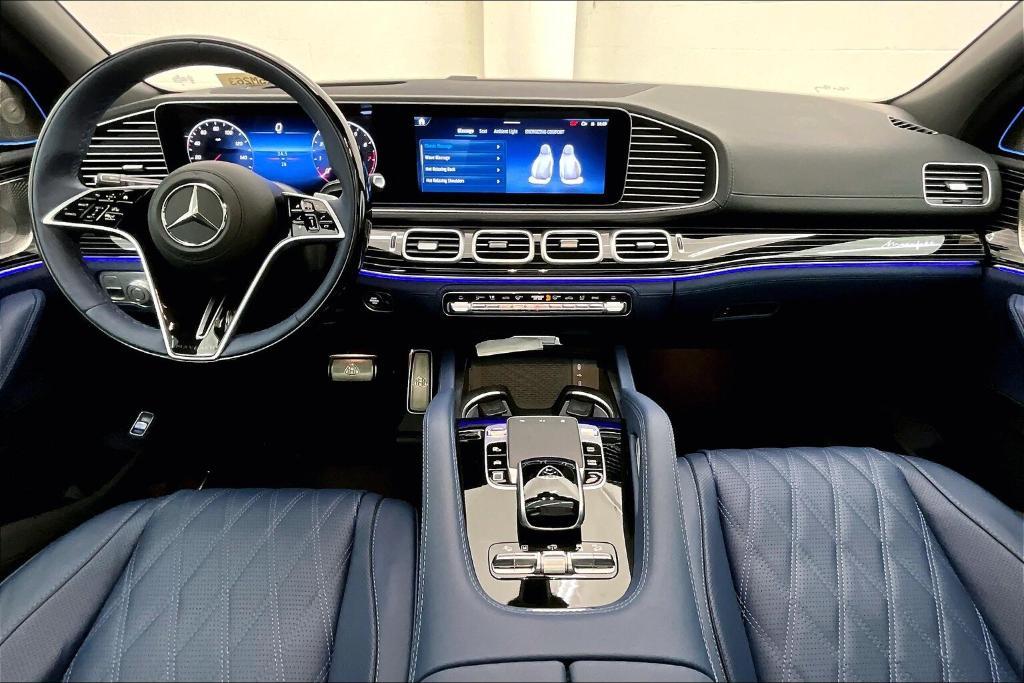 new 2025 Mercedes-Benz Maybach GLS 600 car, priced at $205,150