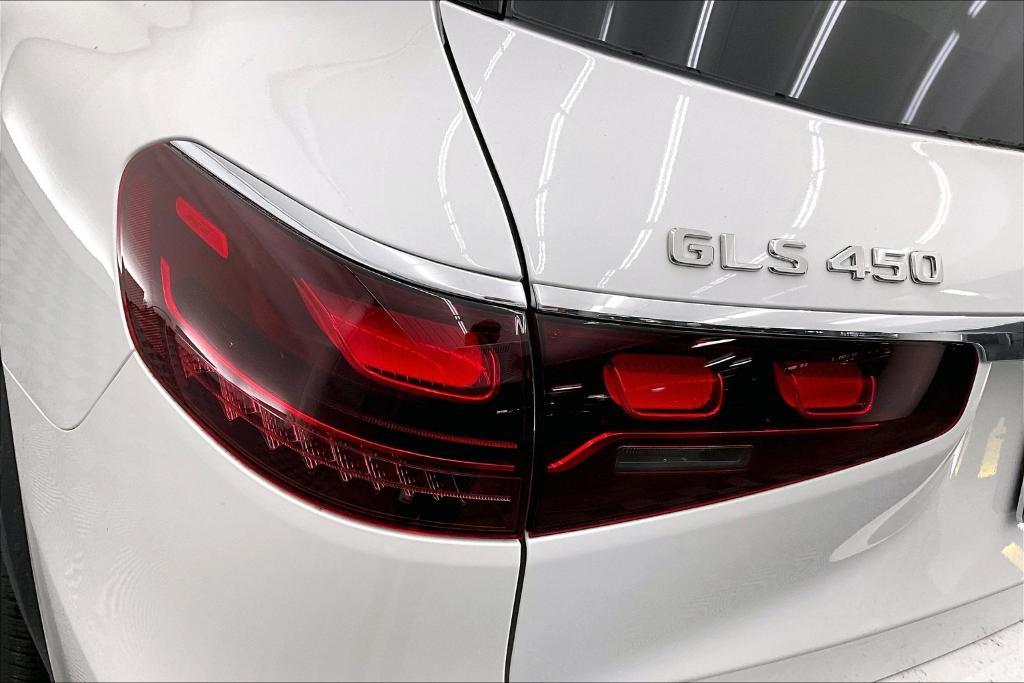 new 2026 Mercedes-Benz GLS 450 car, priced at $93,080