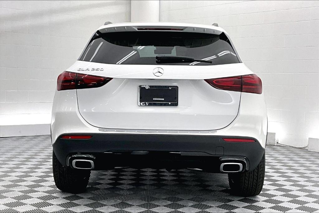 new 2026 Mercedes-Benz GLA 250 car, priced at $44,485