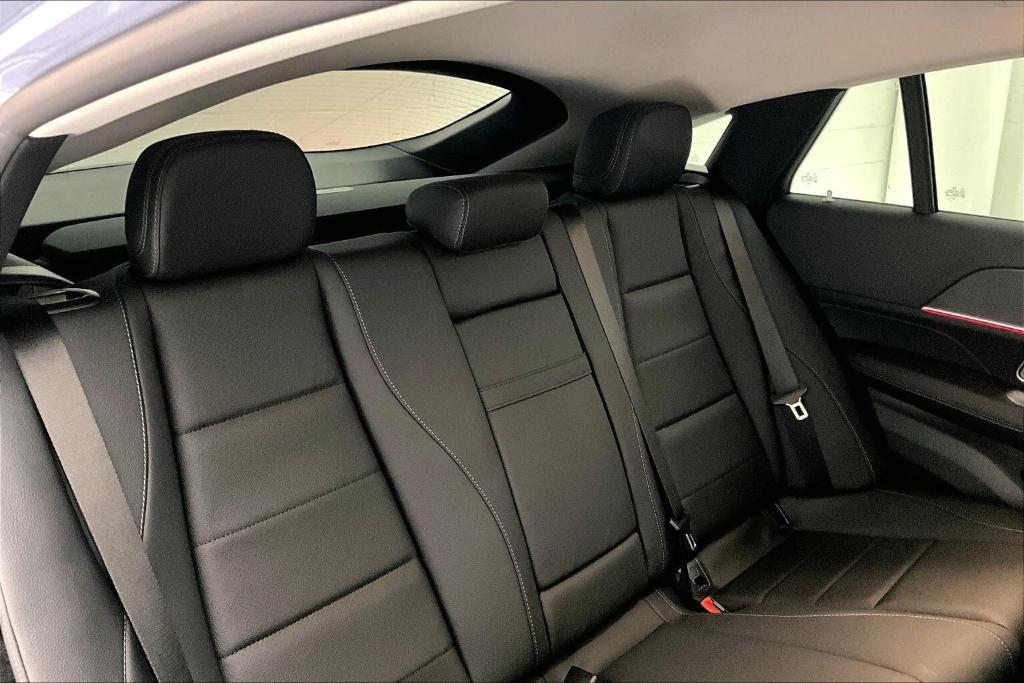 new 2026 Mercedes-Benz GLE 450 car, priced at $91,855