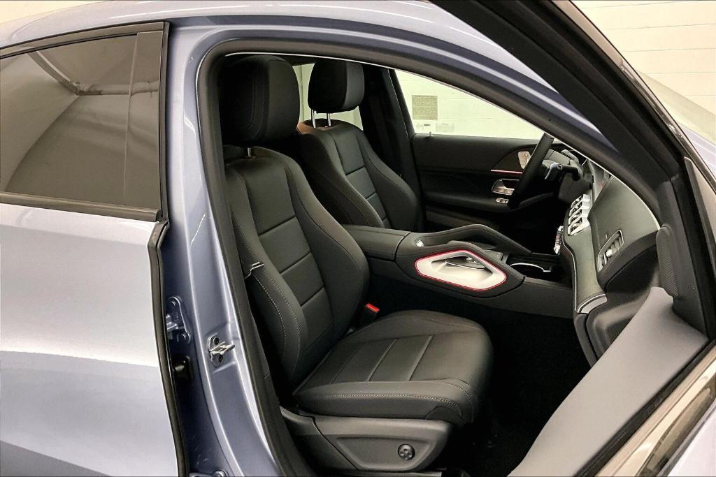 new 2026 Mercedes-Benz GLE 450 car, priced at $91,855