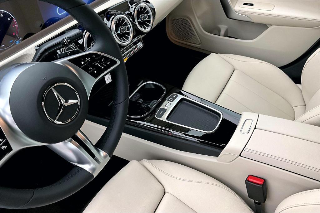 new 2025 Mercedes-Benz CLA 250 car, priced at $45,745