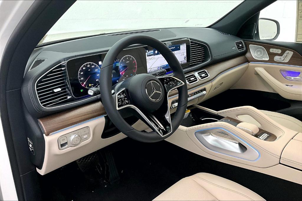 new 2025 Mercedes-Benz GLS 450 car, priced at $91,775