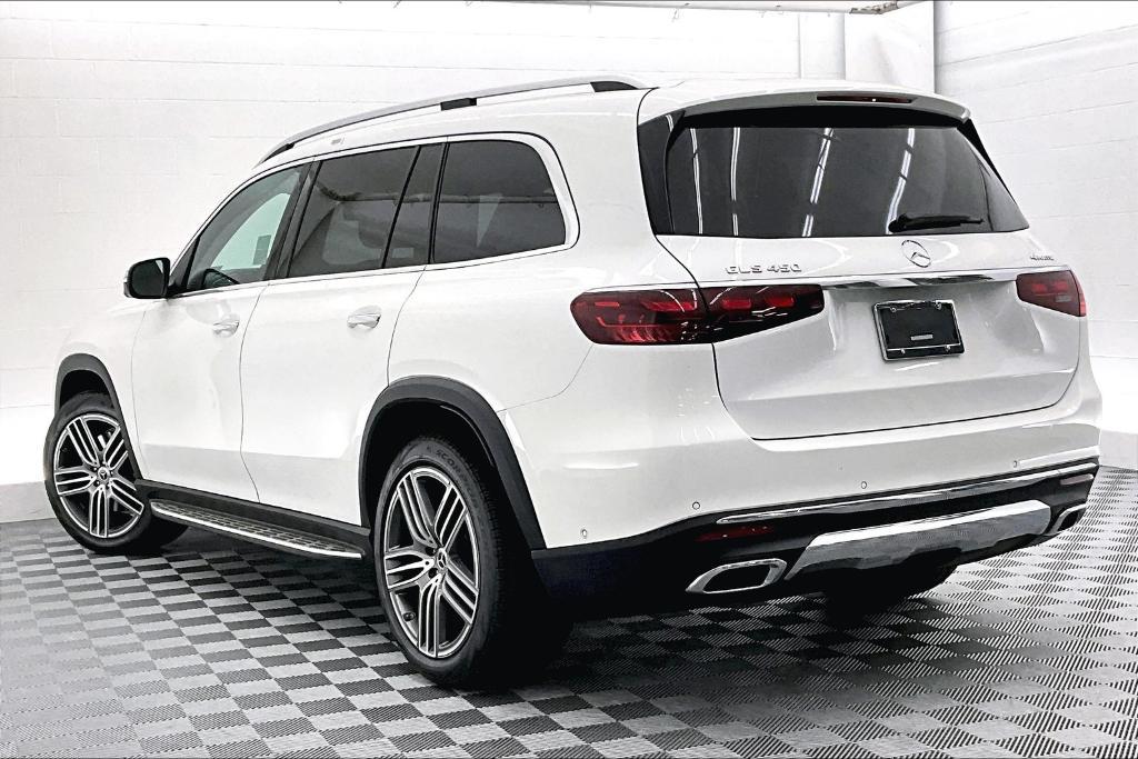 new 2026 Mercedes-Benz GLS 450 car, priced at $93,080