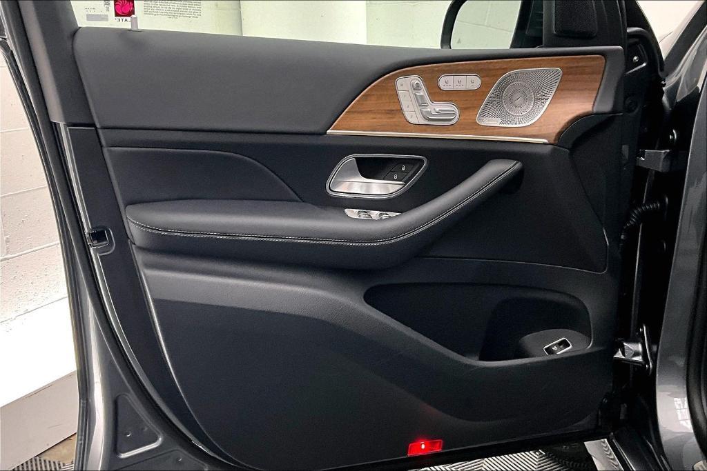 used 2025 Mercedes-Benz GLE 350 car, priced at $66,298
