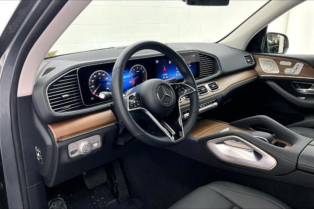 used 2025 Mercedes-Benz GLE 350 car, priced at $66,298