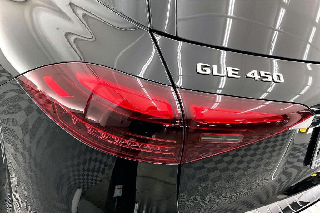 new 2026 Mercedes-Benz GLE 450 car, priced at $77,500