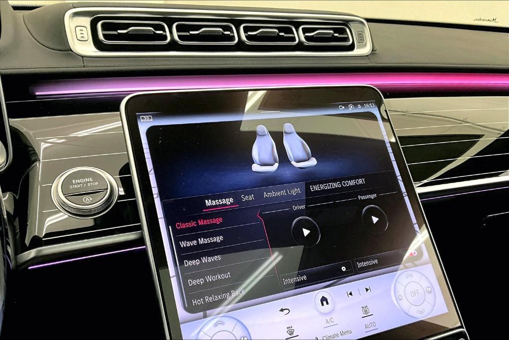 new 2025 Mercedes-Benz Maybach S 580 car, priced at $224,050
