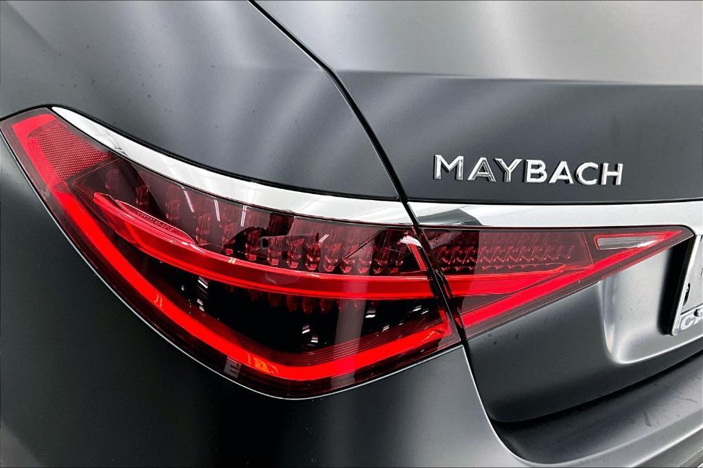 new 2025 Mercedes-Benz Maybach S 580 car, priced at $224,050
