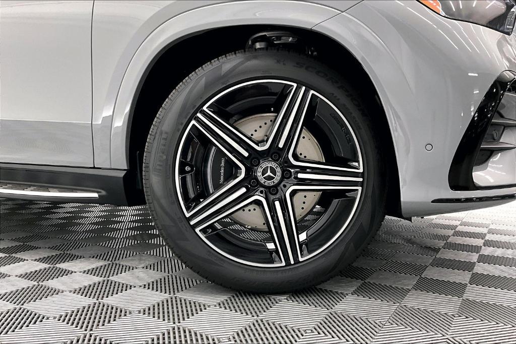 new 2026 Mercedes-Benz GLE 450 car, priced at $81,245