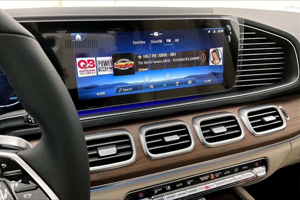 new 2025 Mercedes-Benz GLS 450 car, priced at $90,980