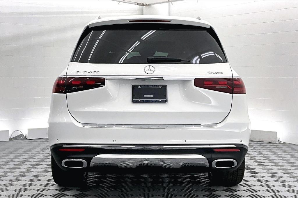 new 2025 Mercedes-Benz GLS 450 car, priced at $90,980