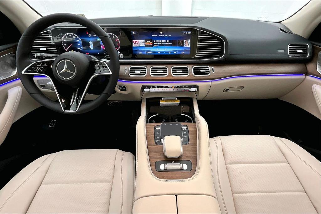 new 2025 Mercedes-Benz GLS 450 car, priced at $90,980