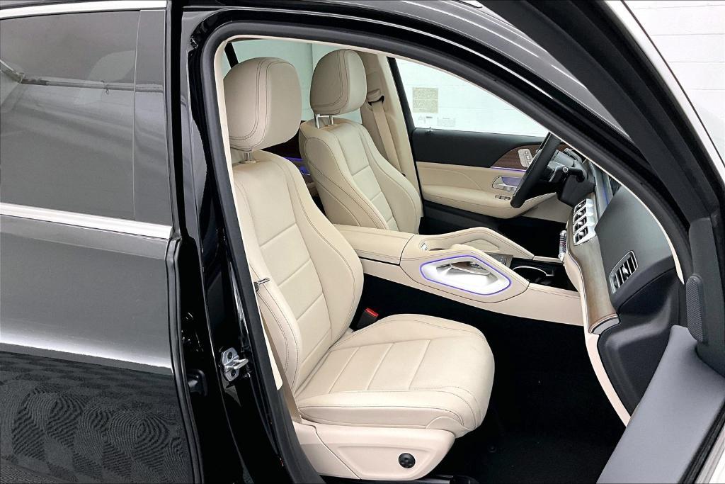 new 2026 Mercedes-Benz GLE 450 car, priced at $75,630