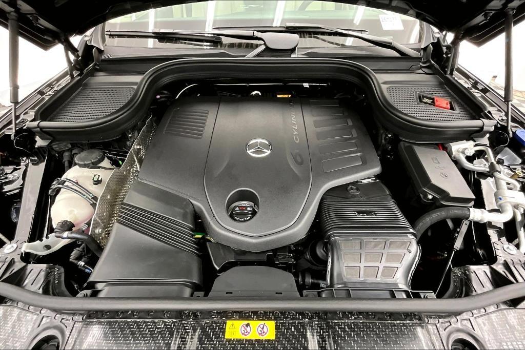 new 2026 Mercedes-Benz GLE 450 car, priced at $75,630