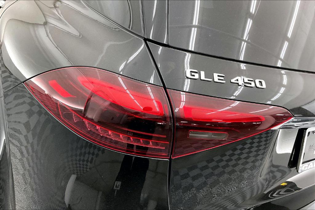 new 2026 Mercedes-Benz GLE 450 car, priced at $75,630