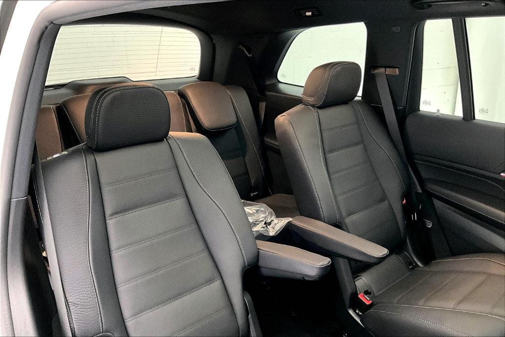 new 2026 Mercedes-Benz GLS 580 car, priced at $121,530