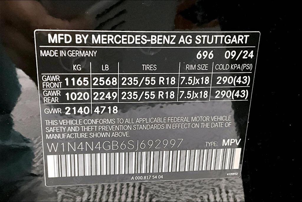 new 2025 Mercedes-Benz GLA 250 car, priced at $44,345