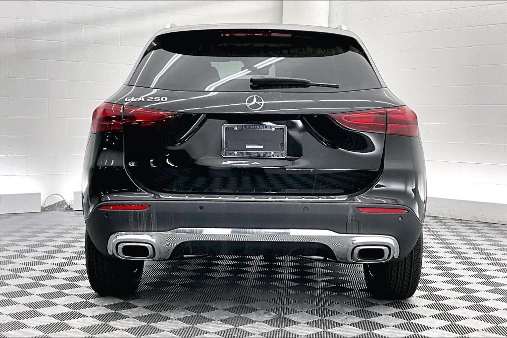 new 2025 Mercedes-Benz GLA 250 car, priced at $44,345