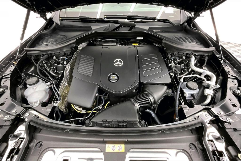 new 2025 Mercedes-Benz GLC 300 car, priced at $69,695
