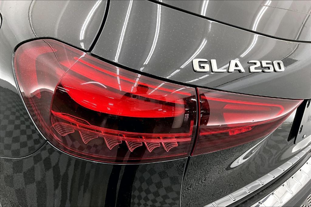 new 2025 Mercedes-Benz GLA 250 car, priced at $45,845