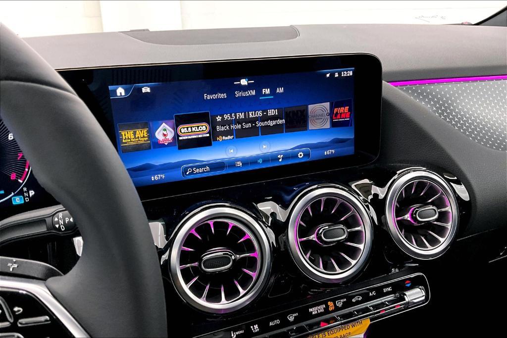 new 2025 Mercedes-Benz GLA 250 car, priced at $45,845