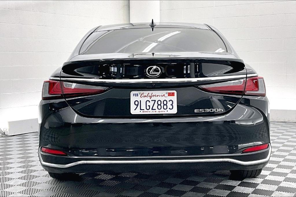 used 2024 Lexus ES 300h car, priced at $38,981