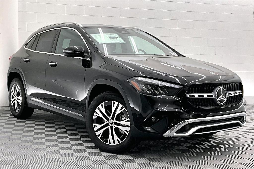 new 2025 Mercedes-Benz GLA 250 car, priced at $46,205