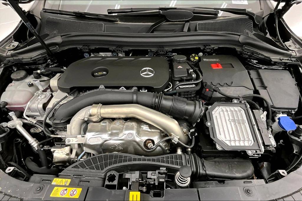new 2025 Mercedes-Benz GLA 250 car, priced at $46,205