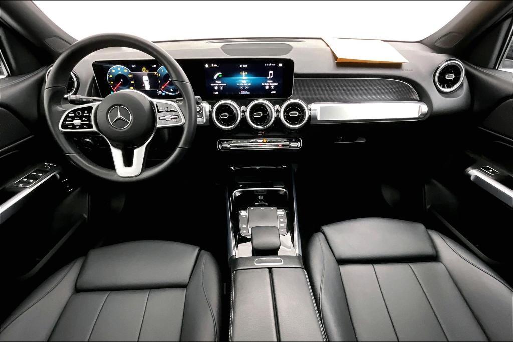 used 2021 Mercedes-Benz GLB 250 car, priced at $27,598