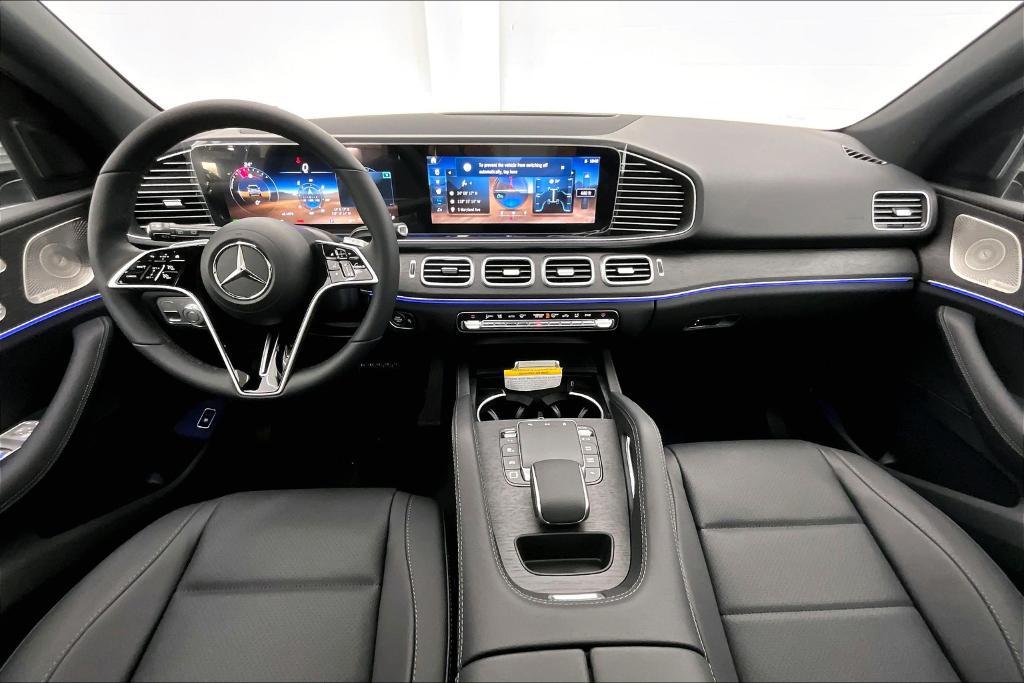 new 2025 Mercedes-Benz GLE 450 car, priced at $82,365