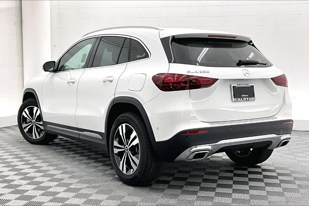 new 2026 Mercedes-Benz GLA 250 car, priced at $44,695
