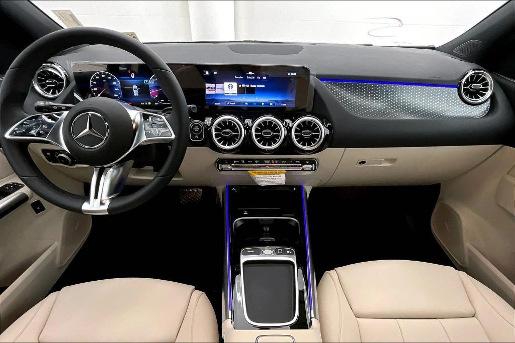 new 2025 Mercedes-Benz GLA 250 car, priced at $45,845