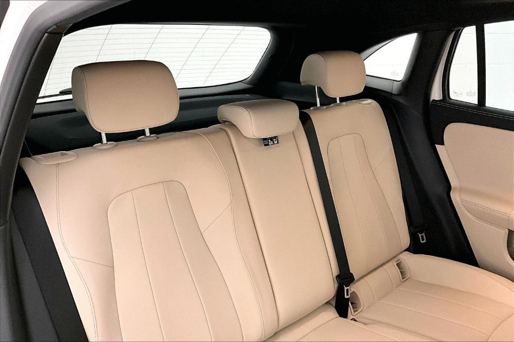 new 2025 Mercedes-Benz GLA 250 car, priced at $45,845
