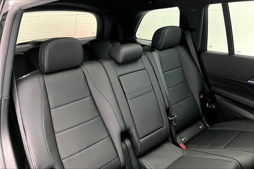new 2025 Mercedes-Benz GLS 450 car, priced at $97,415