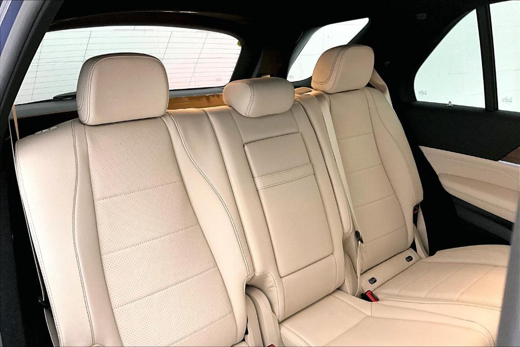 new 2026 Mercedes-Benz GLE 450 car, priced at $80,880