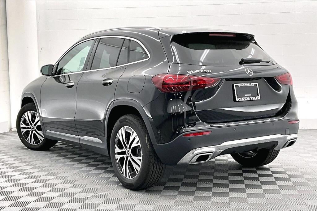 new 2025 Mercedes-Benz GLA 250 car, priced at $45,845