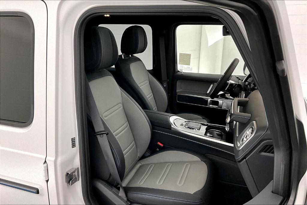 new 2025 Mercedes-Benz G-Class car, priced at $188,100