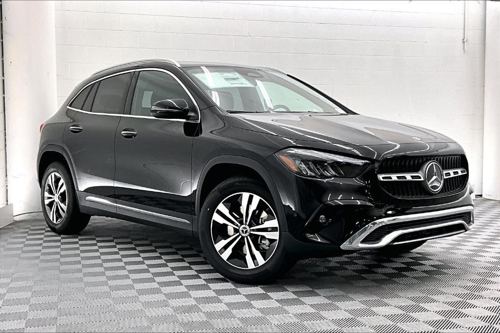 new 2025 Mercedes-Benz GLA 250 car, priced at $44,345