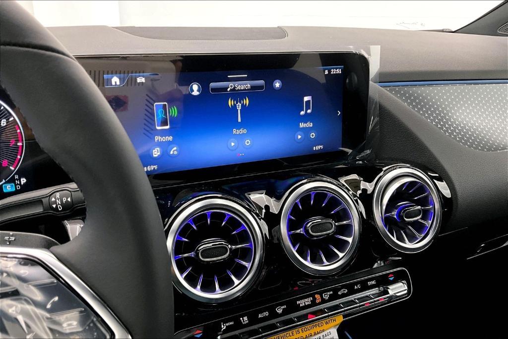 new 2025 Mercedes-Benz GLA 250 car, priced at $44,345