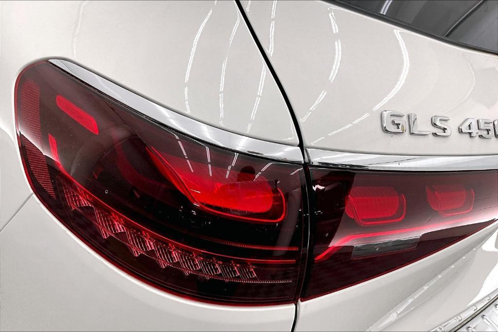 new 2025 Mercedes-Benz GLS 450 car, priced at $91,775