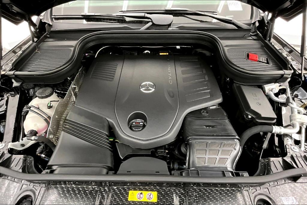 new 2026 Mercedes-Benz GLS 450 car, priced at $93,080