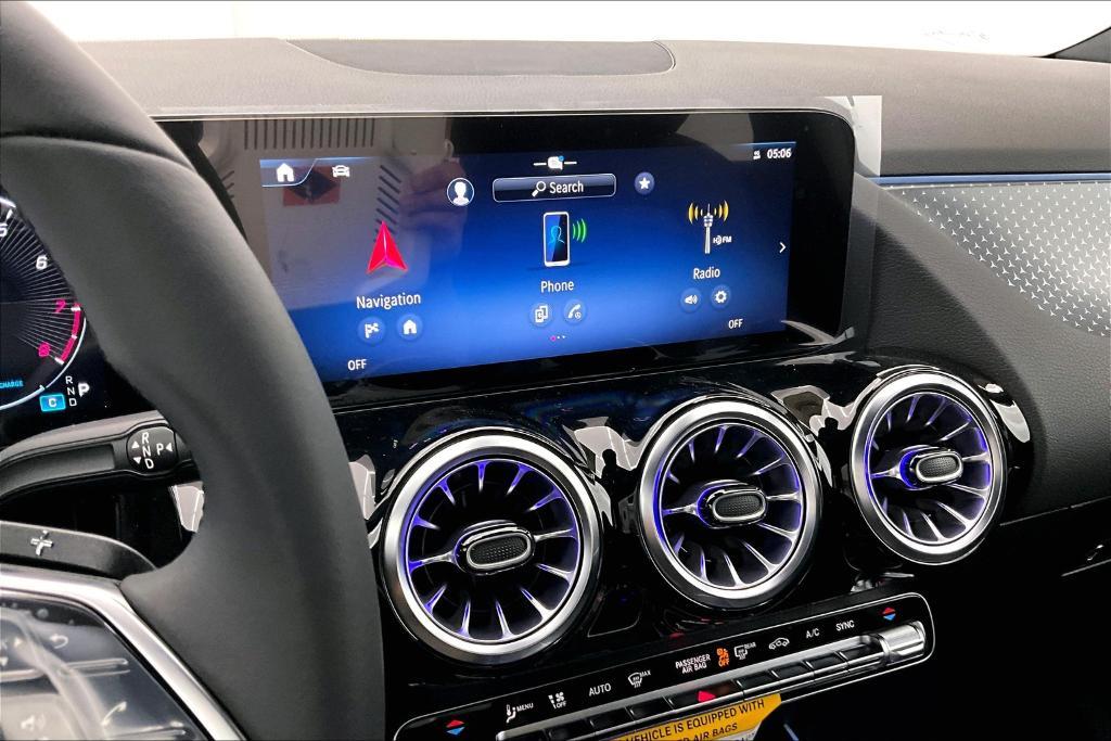 new 2025 Mercedes-Benz GLA 250 car, priced at $46,195