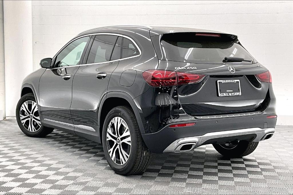 new 2025 Mercedes-Benz GLA 250 car, priced at $46,195